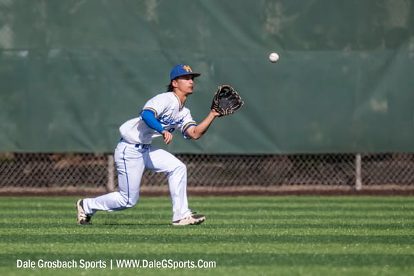 Hutchinson baseball falls to Valley Center 8 - 11